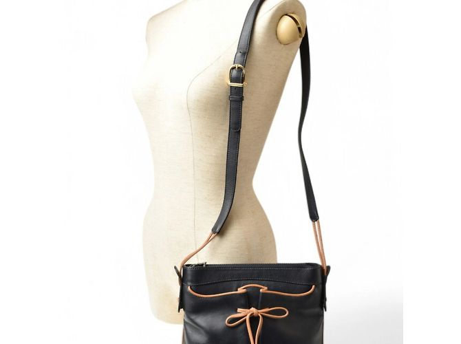 Céline Borsa a Spalla All Soft Celine in Blu Navy Scuro - vista 4