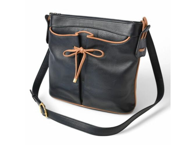 Céline Borsa a Spalla All Soft Celine in Blu Navy Scuro - vista 6