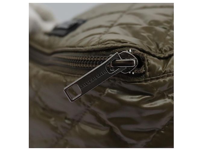 Borsa a spalla in nylon khaki Auth ti2658 di BURBERRY Cachi - vista 10