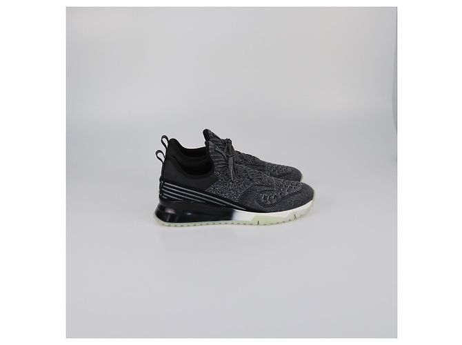 LOUIS VUITTON Trainer T.EU 8 Stoff Grau - Ansicht 3