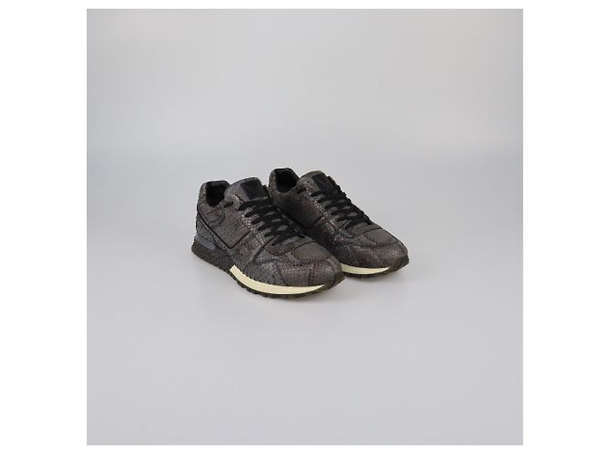 Scarpe LOUIS VUITTON T.EU 9 Pelli esotiche Grigio - vista 2