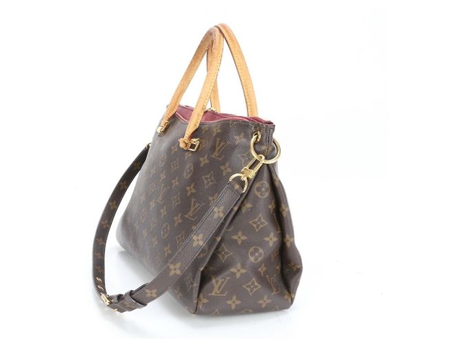 Borsa a Spalla in Pelle Monogram Pallas di Louis Vuitton - vista 3