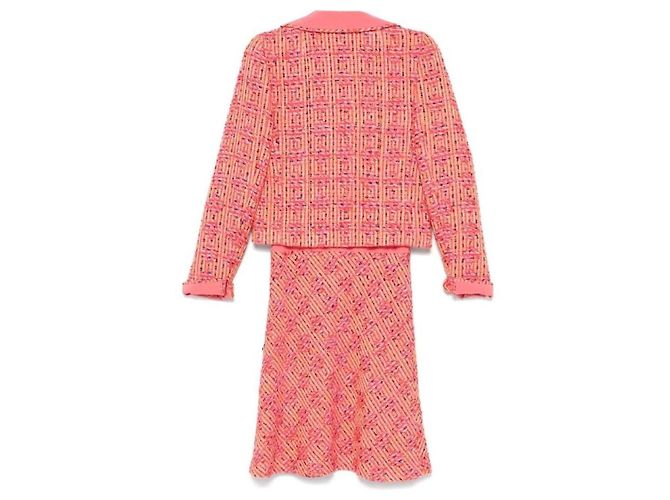 Giacca e completo in lana rosa Chanel - anni 2000 - vista 2