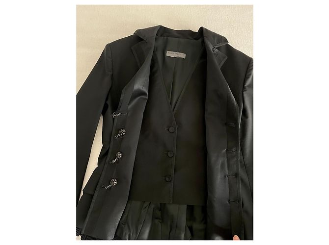 Giacca Alberta Ferretti in lana nera con basque in seta e bottoni gioiello Nero - vista 7