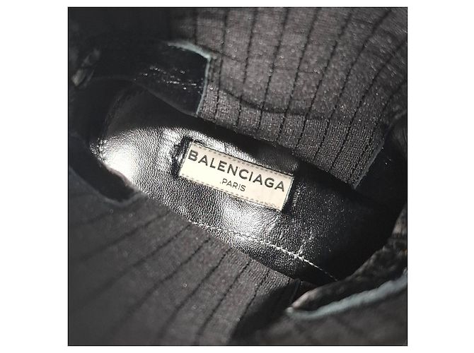 Stivali Chelsea Balenciaga in suede nero - vista 7