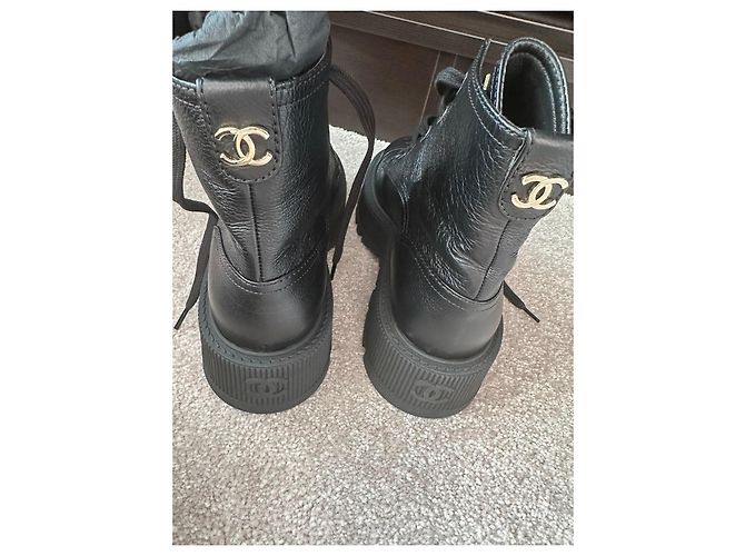 Botas Chanel de piel de cabra negras Negro - vista 3