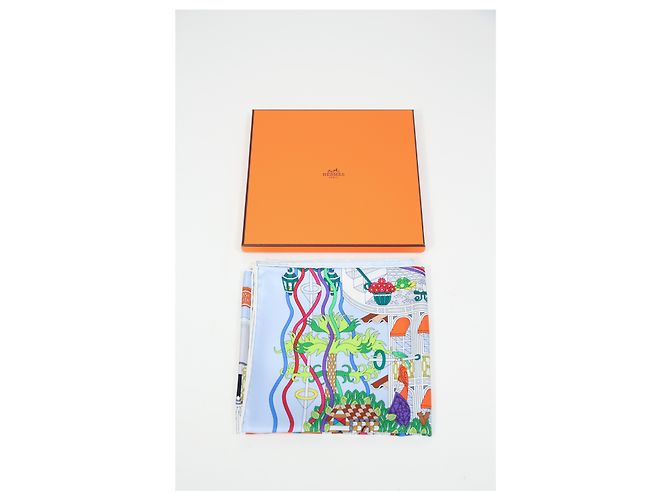 Sciarpa Hermès La Maison des Carrés 90 cm in seta multicolore - vista 14