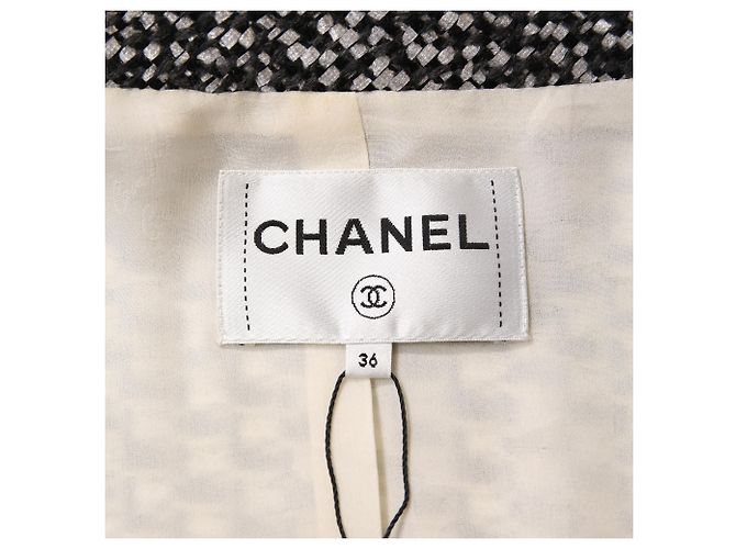 Timeless Jaqueta zíper Chanel com bolinhas em tweed de algodão preto e branco - vista 4