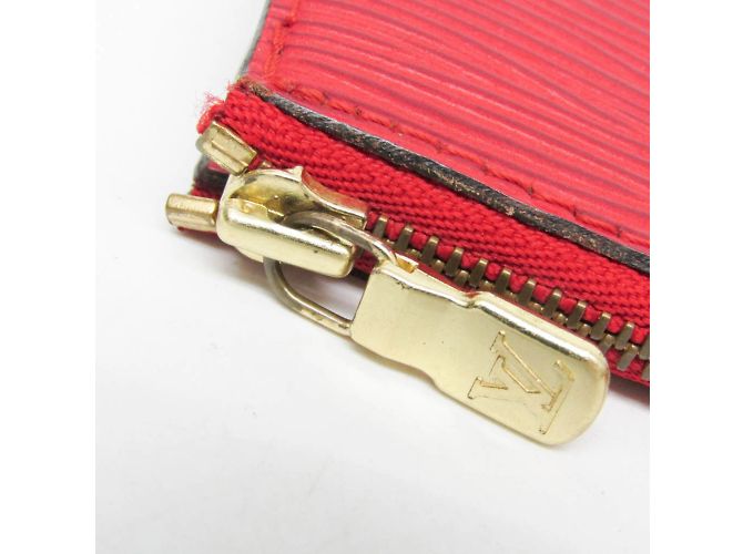 Borsa Louis Vuitton Epi Pochette Accessoires24 Rosso - vista 9
