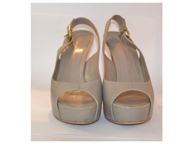 Gianvito Rossi Pumps aus Leder Grau - Ansicht 3