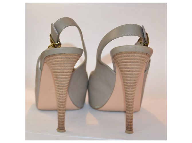 Gianvito Rossi Pumps aus Leder Grau - Ansicht 4