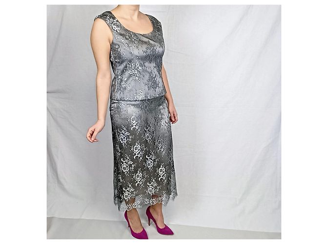 Vestito in seta e pizzo elegante grigio perla Escada 1990s Argento - vista 10