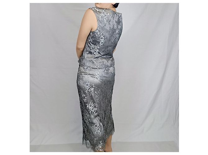 Vestito in seta e pizzo elegante grigio perla Escada 1990s Argento - vista 4