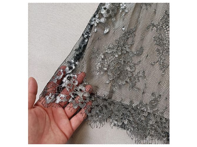Vestito in seta e pizzo elegante grigio perla Escada 1990s Argento - vista 5