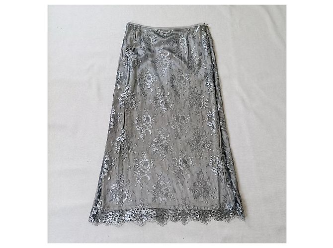 Vestito in seta e pizzo elegante grigio perla Escada 1990s Argento - vista 7