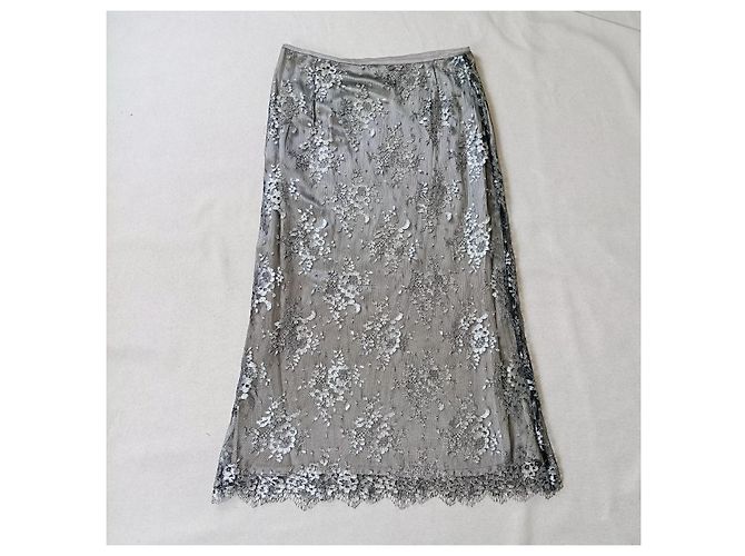 Vestito in seta e pizzo elegante grigio perla Escada 1990s Argento - vista 8