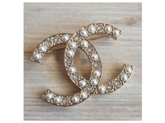Spilla Chanel Dorata con Perle e Zirconi D'oro - vista 2