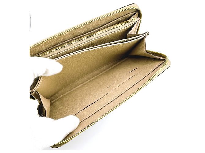 Cartera Larga Louis Vuitton en Duna Beige - vista 16