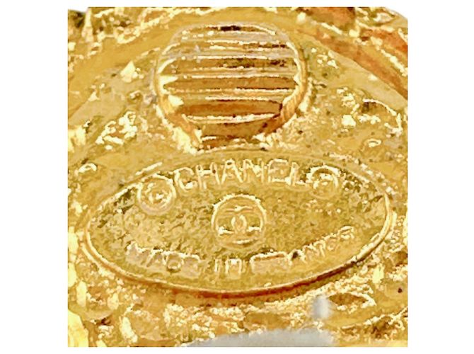 Orecchini a clip dorati Chanel con perle finte D'oro - vista 15