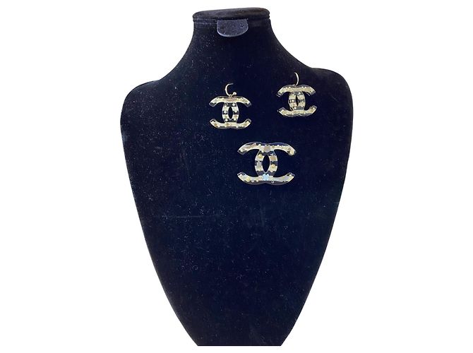 Set di spilla e orecchini Chanel 05A in resina, perle, smalto, CC, righe nere e bianche, grande dimensione Nero Bianco - vista 4