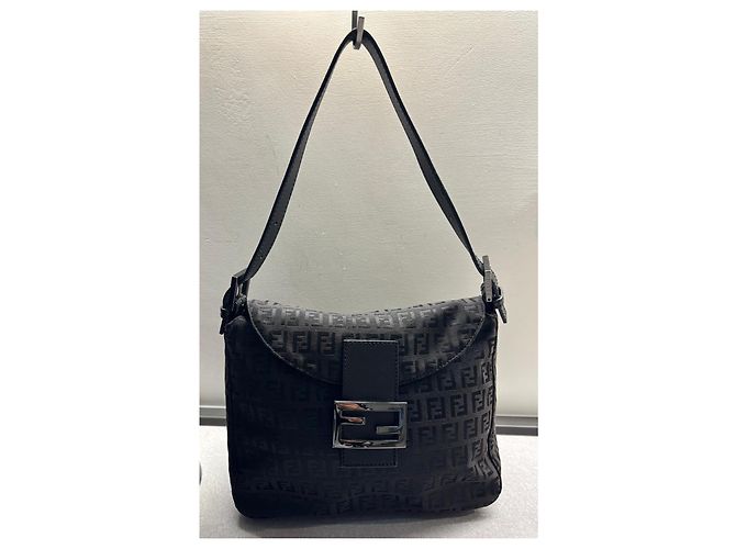 Baguette Borsa Fendi in tessuto nero - vista 2