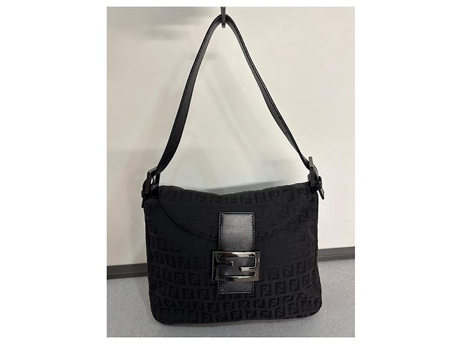 Baguette Borsa Fendi in tessuto nero - vista 4