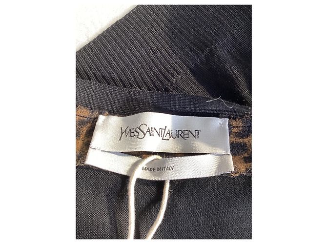 Cardigan con bottone sicuro Saint Laurent in lana nera Nero - vista 11