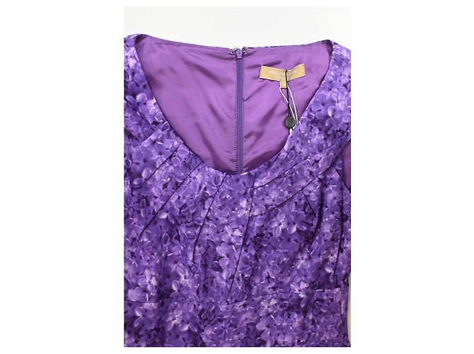 Michael Kors Kleid mit floralem Druck aus lila Rayon - Ansicht 10