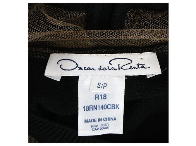 Oscar de la Renta Illusion Cutout Peplum Pullover aus schwarzer Wolle - Ansicht 4