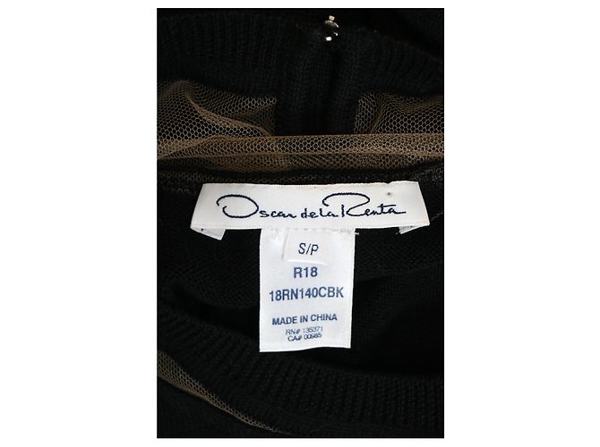 Oscar de la Renta Illusion Cutout Peplum Pullover aus schwarzer Wolle - Ansicht 9