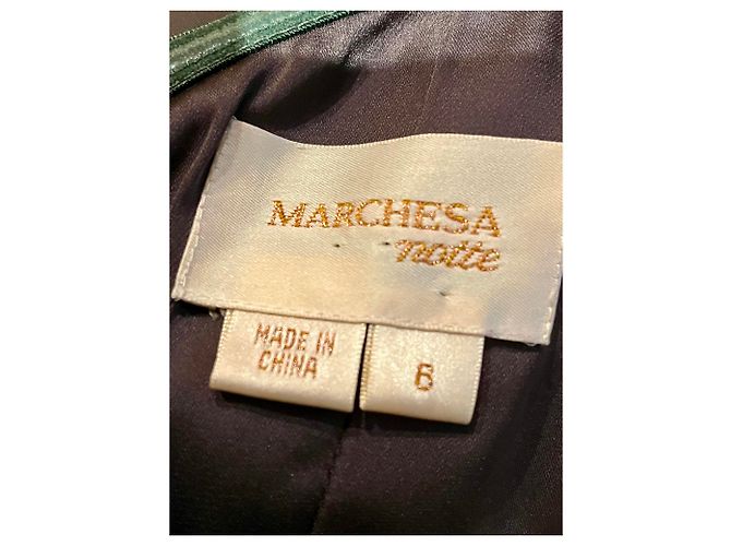 Marchesa Einseitig besetztes Seidenchiffon-Kleid mit Schmuck Grau - Ansicht 9