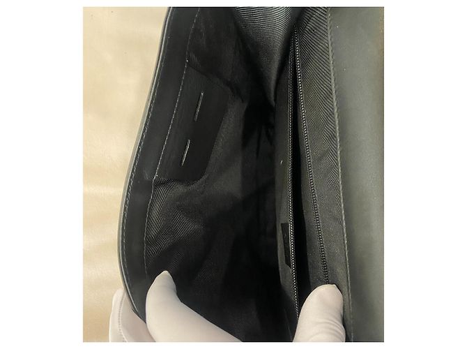 Marmont Borsa a tracolla Gucci in pelle nera da uomo Nero - vista 10