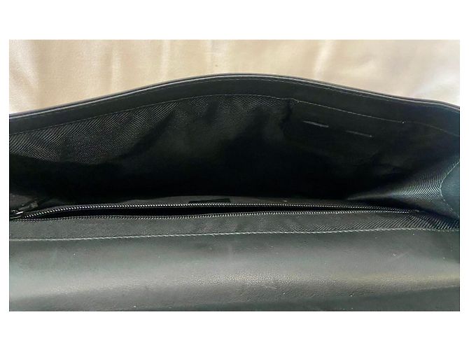 Marmont Borsa a tracolla Gucci in pelle nera da uomo Nero - vista 9