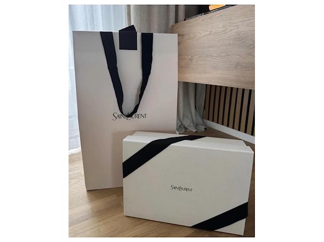 Saint Laurent Manhattan Nero - vista 9