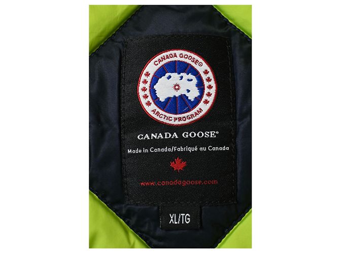 Canada Goose Hybridge Perren Slim Fit Down Jacket In Navy Blue Nylon - view 9