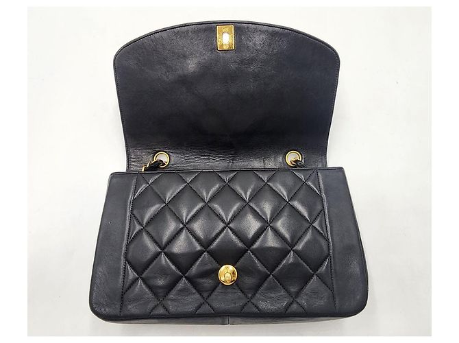 Chanel Vintage Diana Umhängetasche Schwarz - Ansicht 18