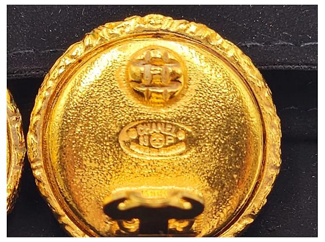 Orecchini a clip CC di Chanel 1993 Gold hardware - vista 4
