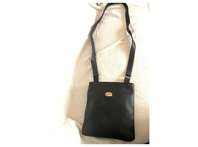 Mac Douglas Schultertasche aus schwarzem Leder - Ansicht 2