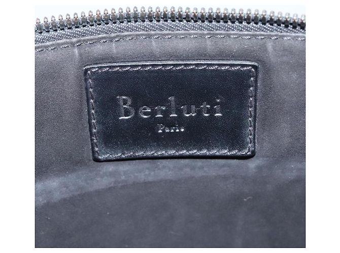 Borsa a mano Berluti in pelle nera Auth bs22062 Nero - vista 10