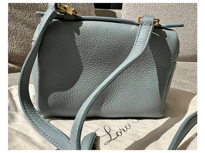 Pochette Loro Piana Extra Pocket Blu Chiaro in Pelle - vista 3