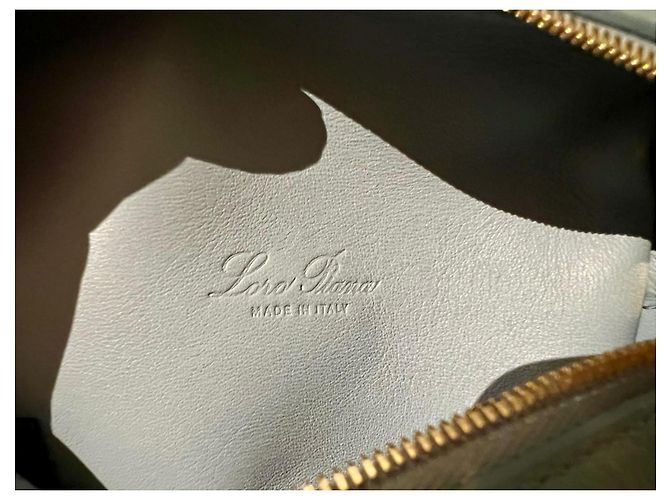 Pochette Loro Piana Extra Pocket Blu Chiaro in Pelle - vista 5