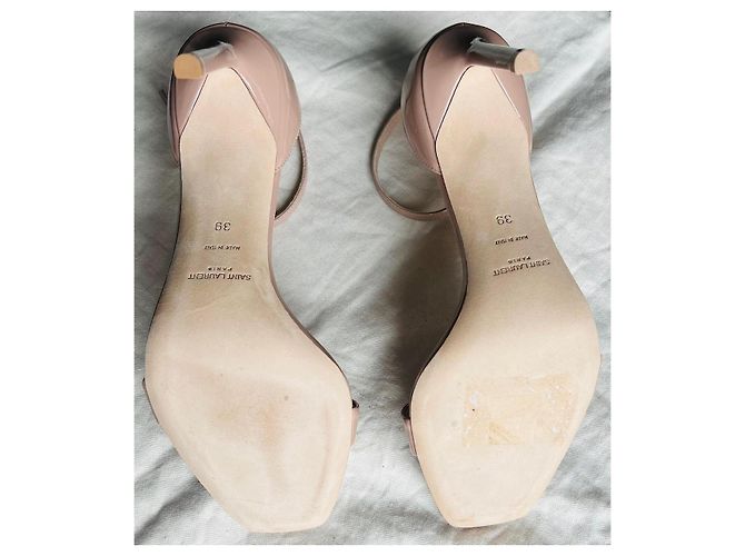 Saint Laurent Sandalo stiletto in pelle verniciata 'Jane' Beige - vista 11