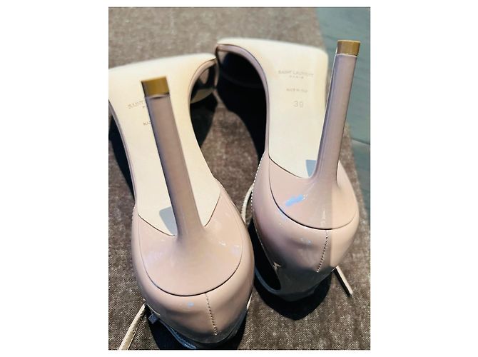 Saint Laurent Sandalo stiletto in pelle verniciata 'Jane' Beige - vista 8