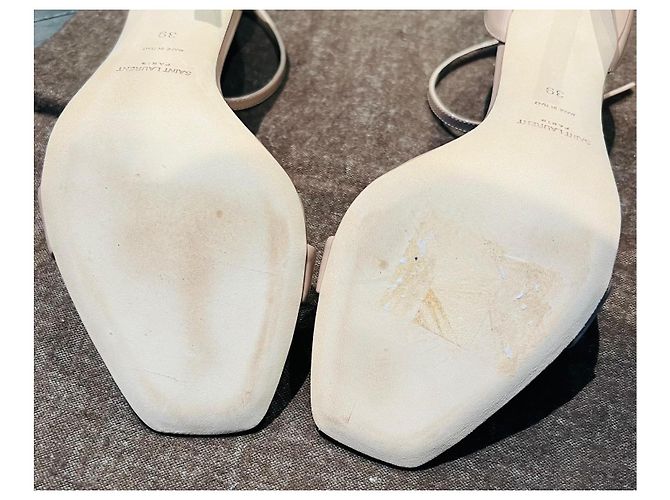 Saint Laurent Sandalo stiletto in pelle verniciata 'Jane' Beige - vista 9