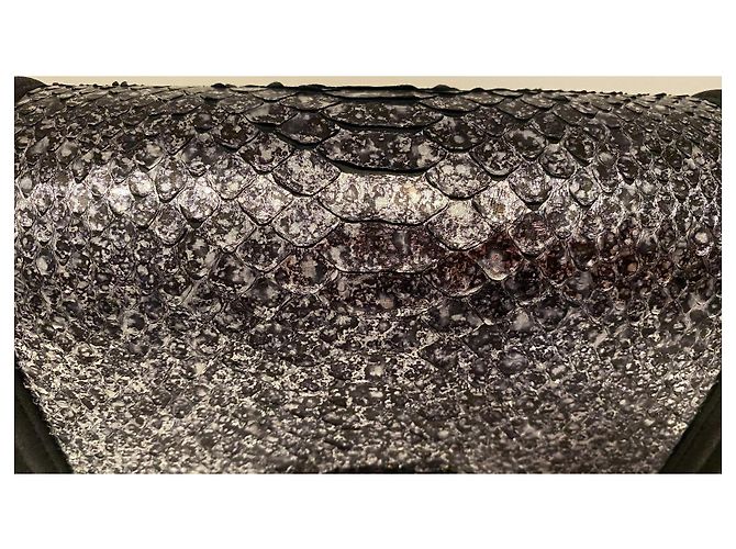 Le Boy CHANEL BOY Bolsa Média em Python Prata e Couro de Cabra Preto RARA! * Peça de Colecionador * Hardware prateado - vista 5