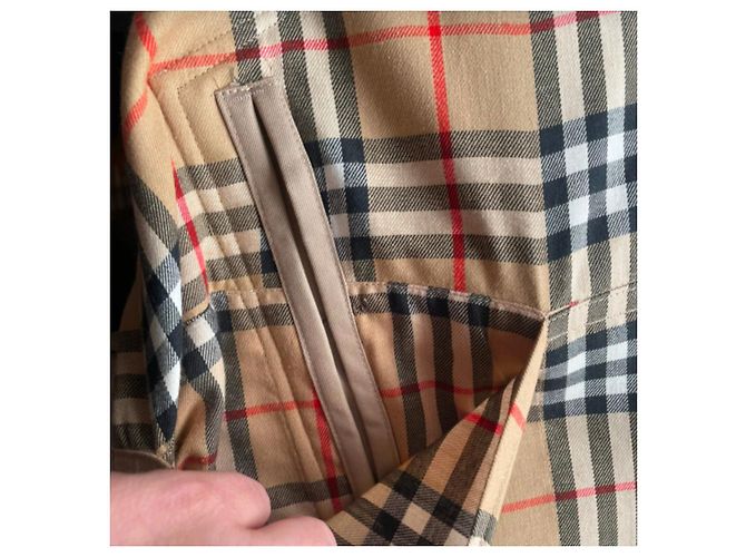Abrigo Burberry Camden de algodón beige - vista 4