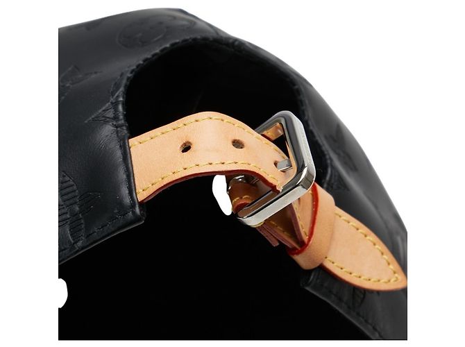 Louis Vuitton Monogram Shadow Cap Black - view 5