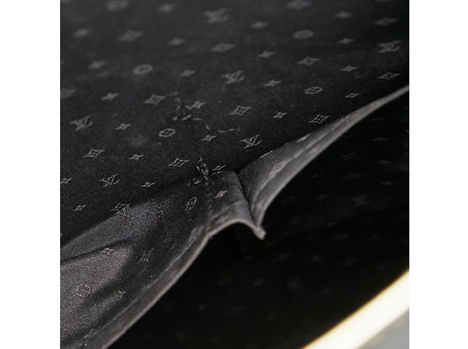 Borsa tote Louis Vuitton Suhali Unprestigeable Nero - vista 5