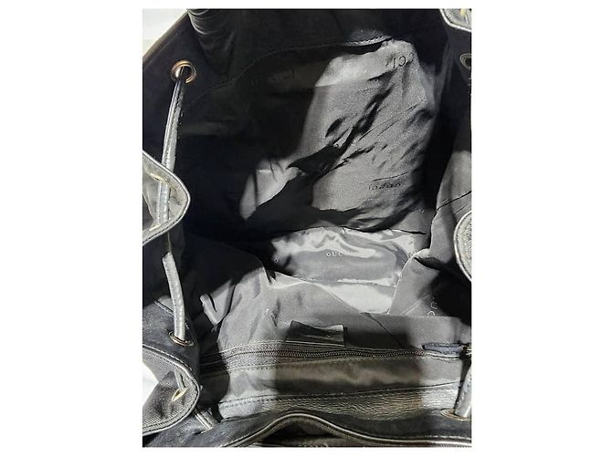Schwarzer Nylon-Rucksack mit Vintage-Lederbesatz von Gucci - Ansicht 5