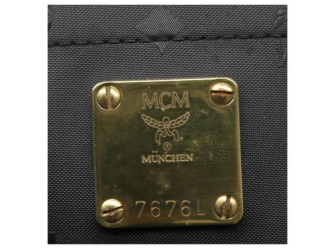 Borsa a spalla MCM Vicetos Logogram PVC Nera Auth SW023 Nero - vista 15